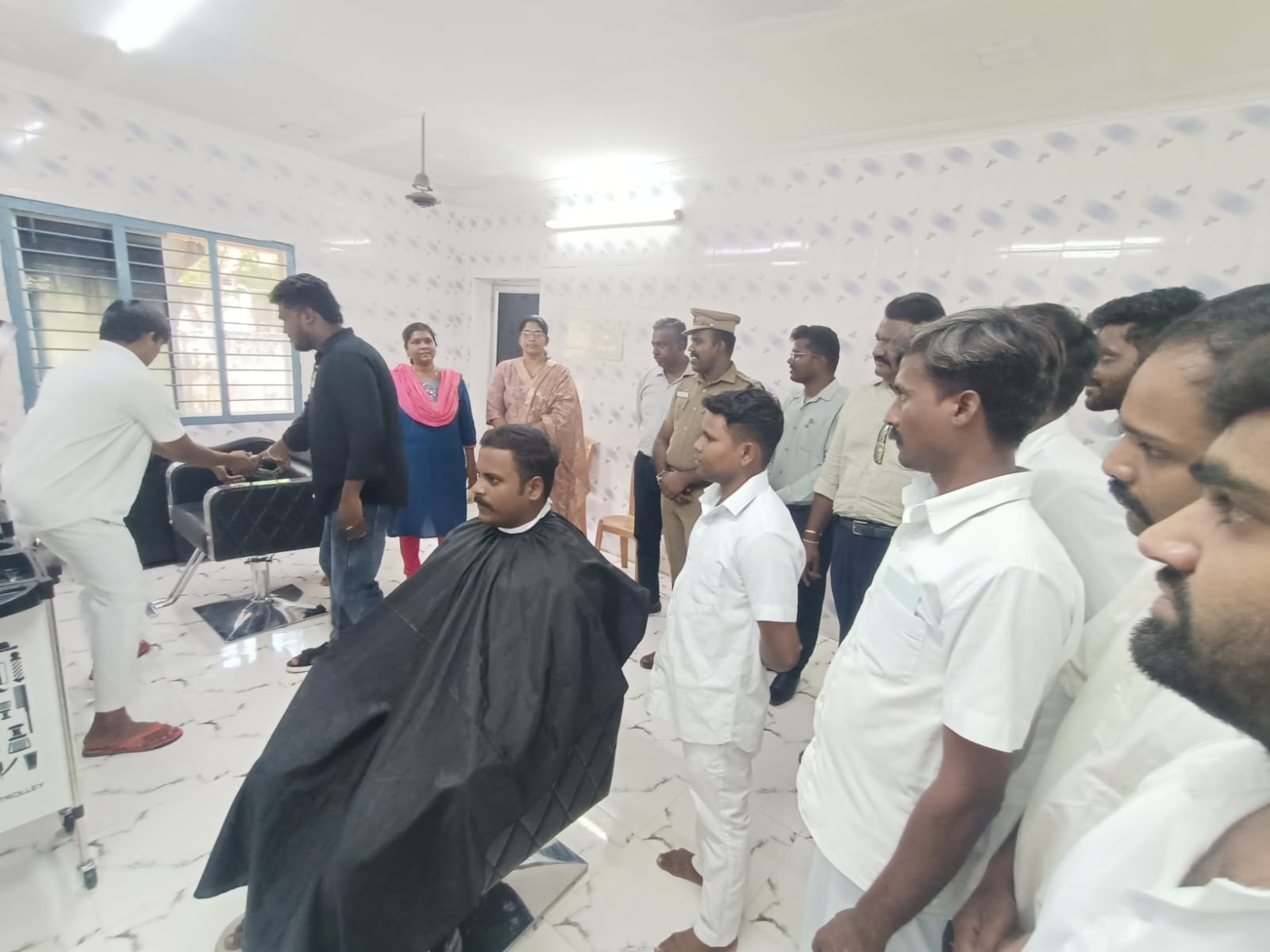 Opening of Men's parlor at central jail Vellore sponsored by vijayageetham Foundation